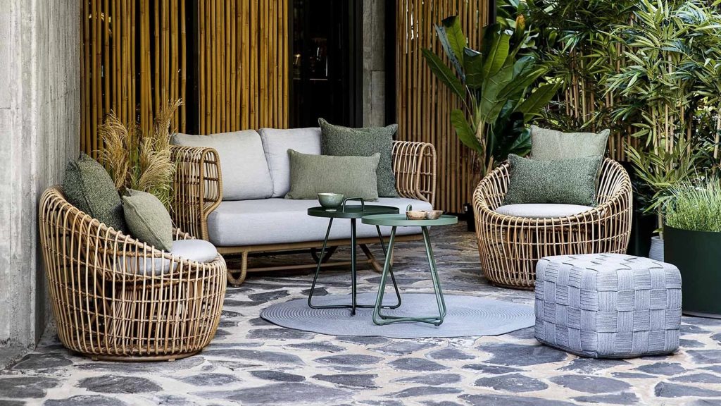 How to Choose the Best Outdoor Furniture